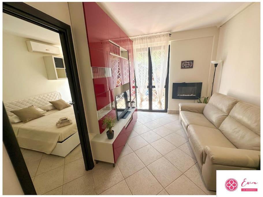 Eva Le Residenze Apartment Marco Simone ภายนอก รูปภาพ