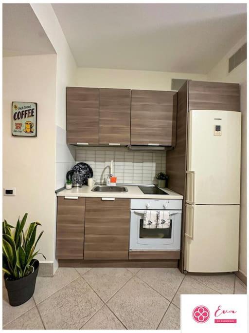Eva Le Residenze Apartment Marco Simone ภายนอก รูปภาพ