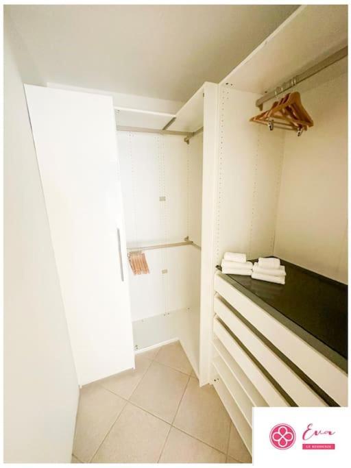 Eva Le Residenze Apartment Marco Simone ภายนอก รูปภาพ